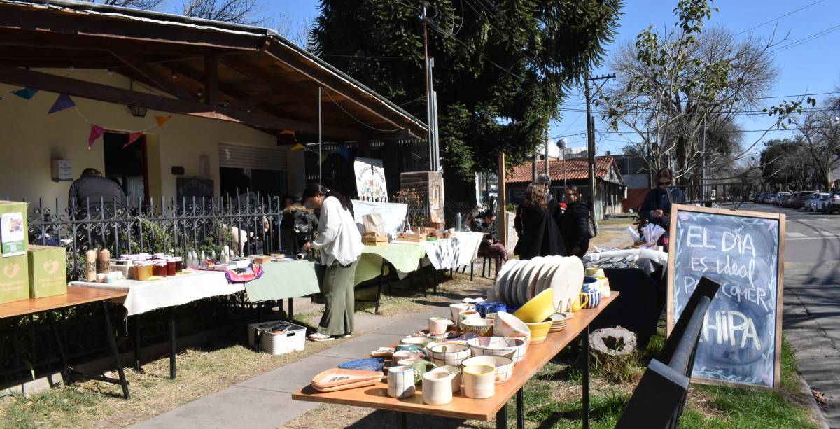 La biblioteca Susana Llera enfrenta la crisis sumando actividades, desayunos y meriendas